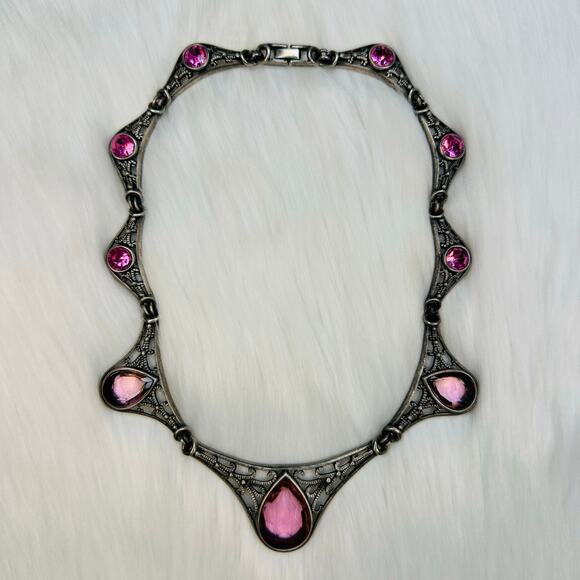 Gothic Victoria Style Statement Collar Necklace - Picture 2 of 8